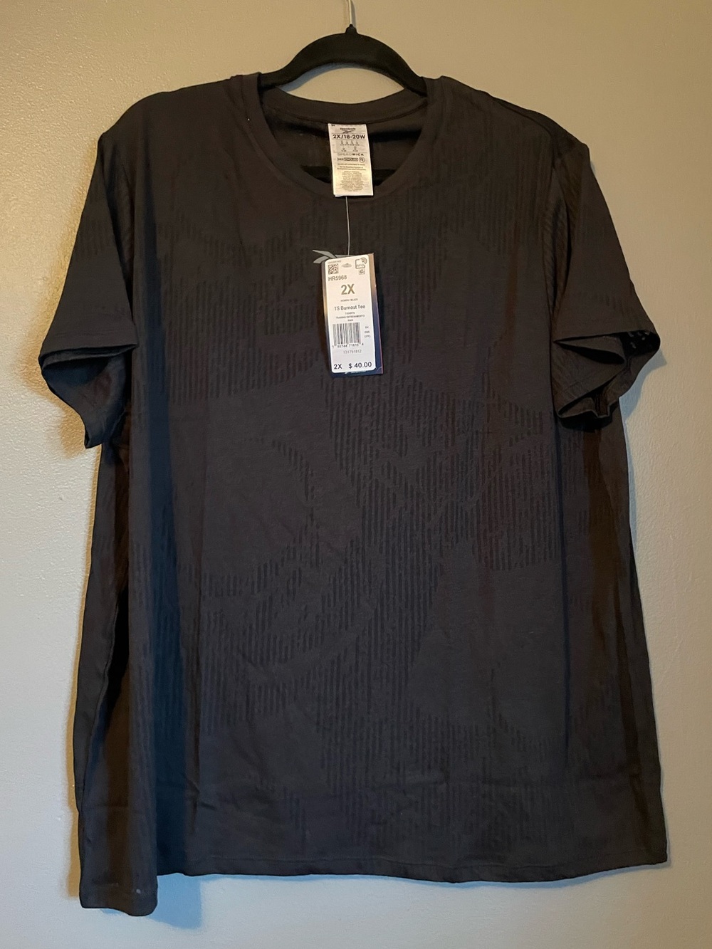 NWT Reebok Sz 2X Womens Black Scoopneck Burnout T-Shirt Training Top Ret $40!